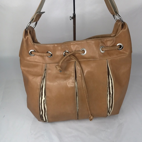 Crystalyn kae hand bag - Picture 3 of 7